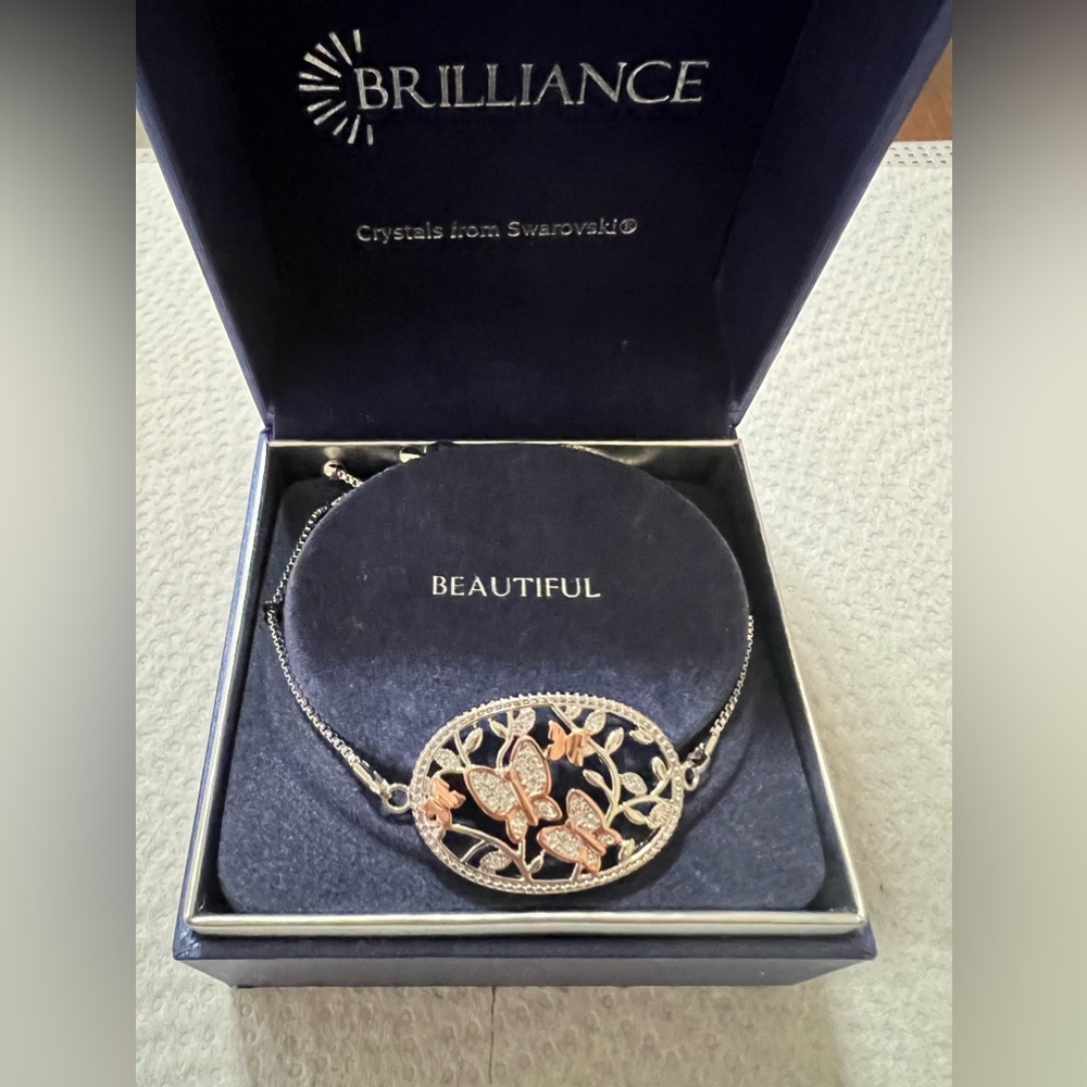 Brilliance Crystals from Swarovski Beautiful Adjustable bracelet